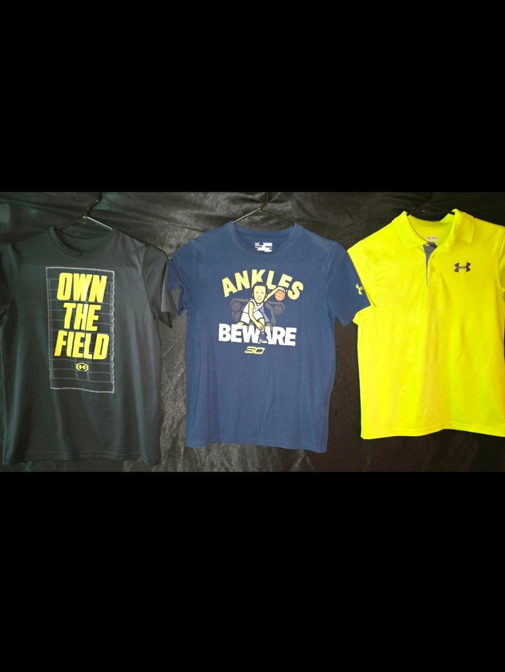 Under Armour Youth MEDIUM- 2 Tshirts, 1 Polo